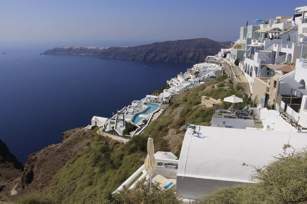 Imerovigli  "balcony to the Aegean," 
