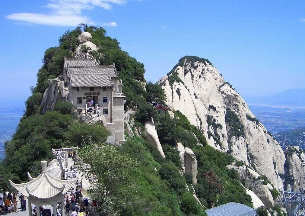 Huashan Teahouse in China