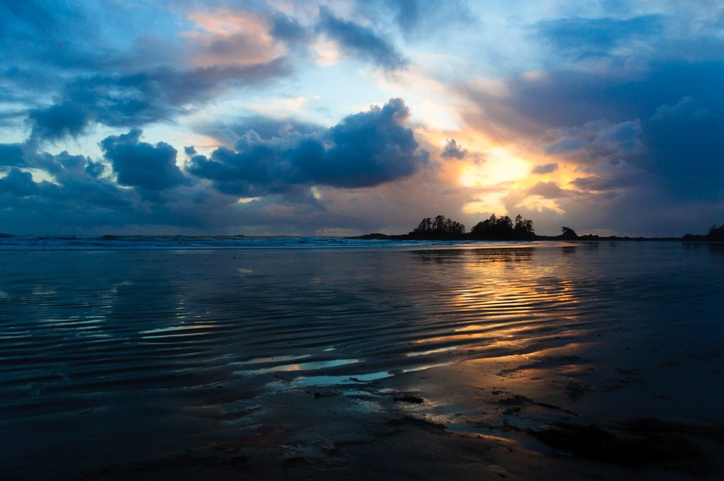 Tofino: Untamed Coastal Romance