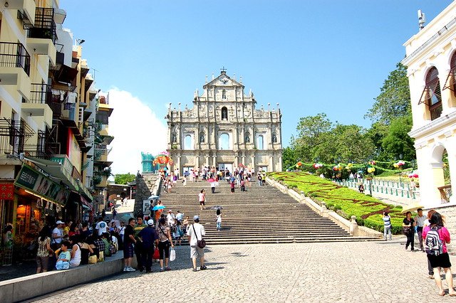 Macau – Where East Meets Hidden West