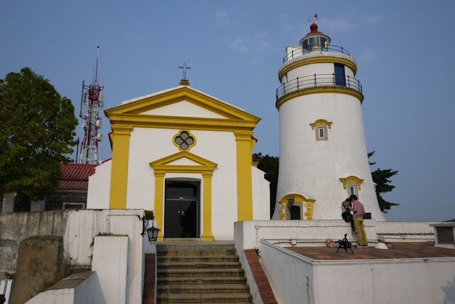  Guia Fortress & Lighthouse