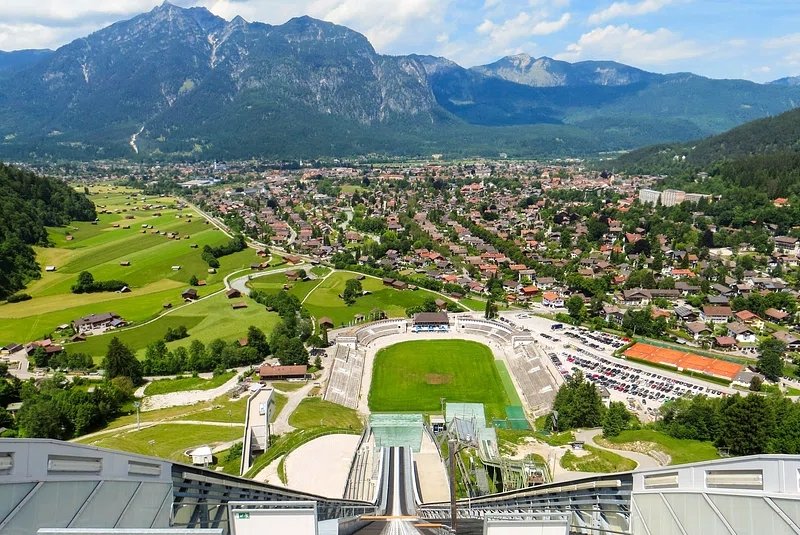 Garmisch-Partenkirchen: Alpine Family Fun