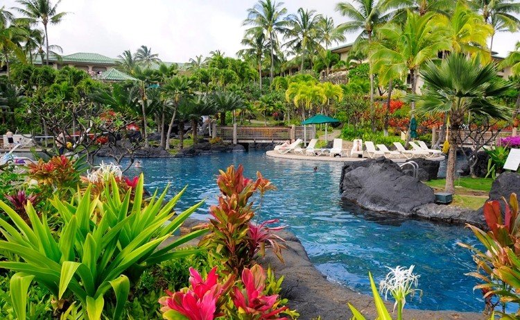 Hawaii Without Resorts