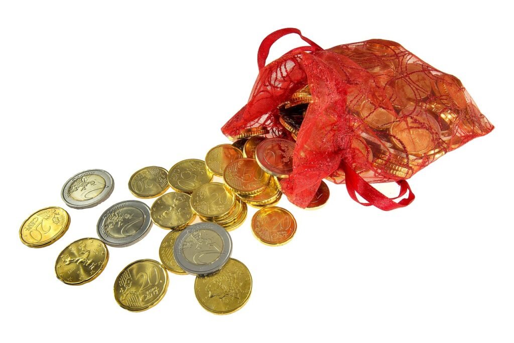 Budget-Saving Tips for Every Traveler
