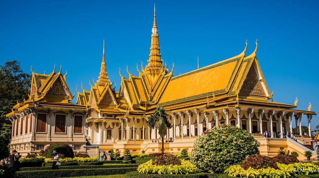 Pagoda Complex - Royal Palace