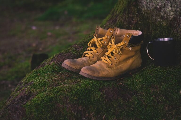 How to Overcome Adventure Fears While Traveling Solo